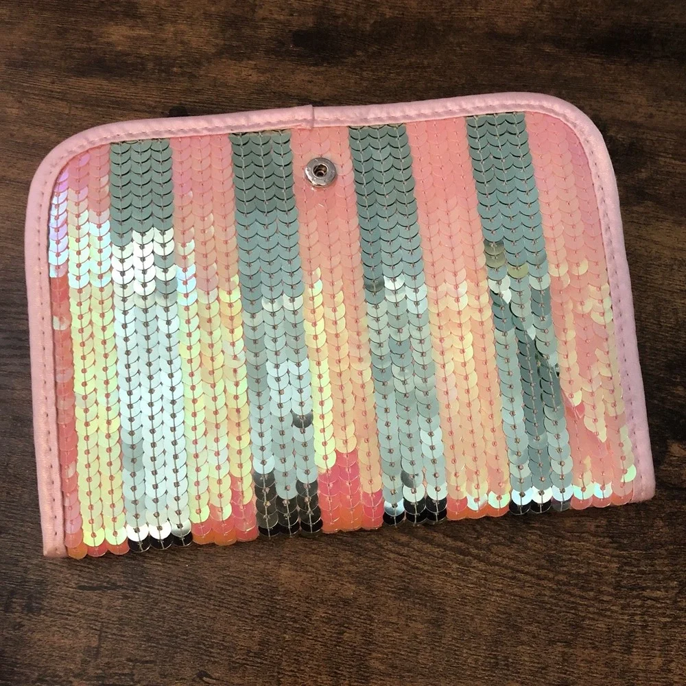Mally Cosmetic Makeup Bag‎ Pink Grey Striped Sequins Barbie Datenight